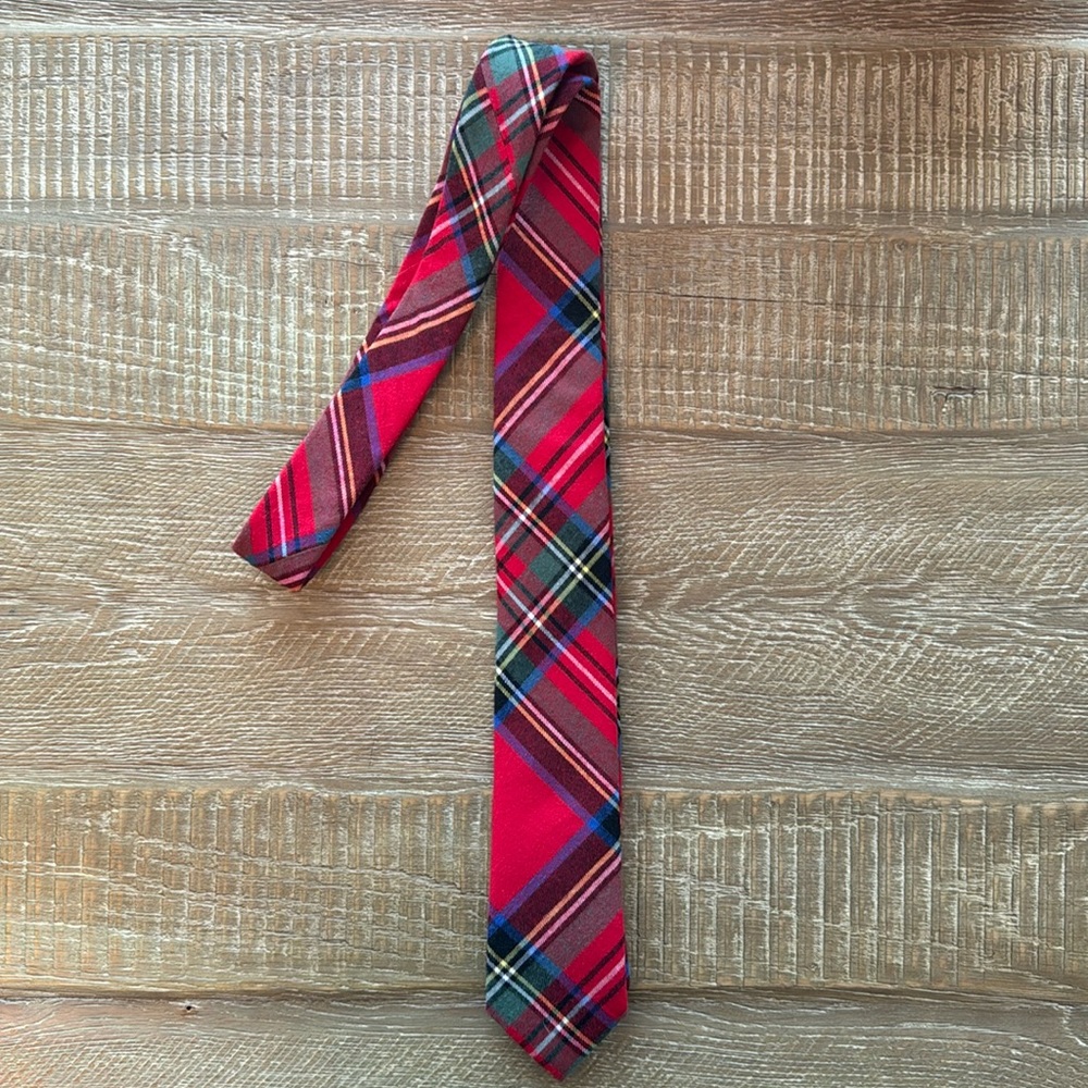 Men’s Ivy City Red Plaid Skinny Tie